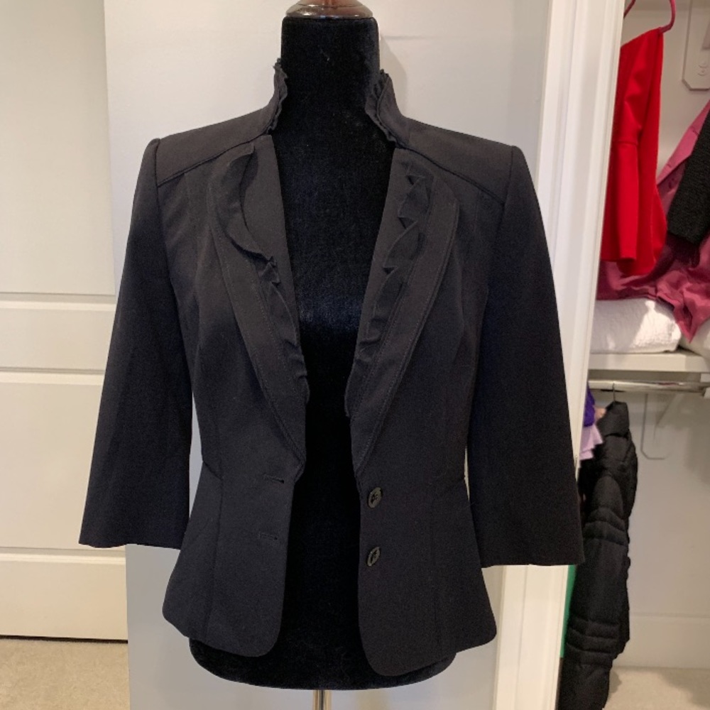 Cropped Black Blazer w lapel and Standing Collar